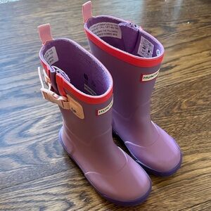 Hunter Lavender Boots with Coral Accents